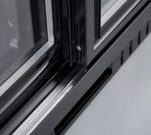 Quipwell LG212S 2-Door Bar Fridge 210L (Sliding) - Image 6